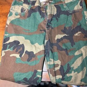 Camouflage Cargo Shorts​